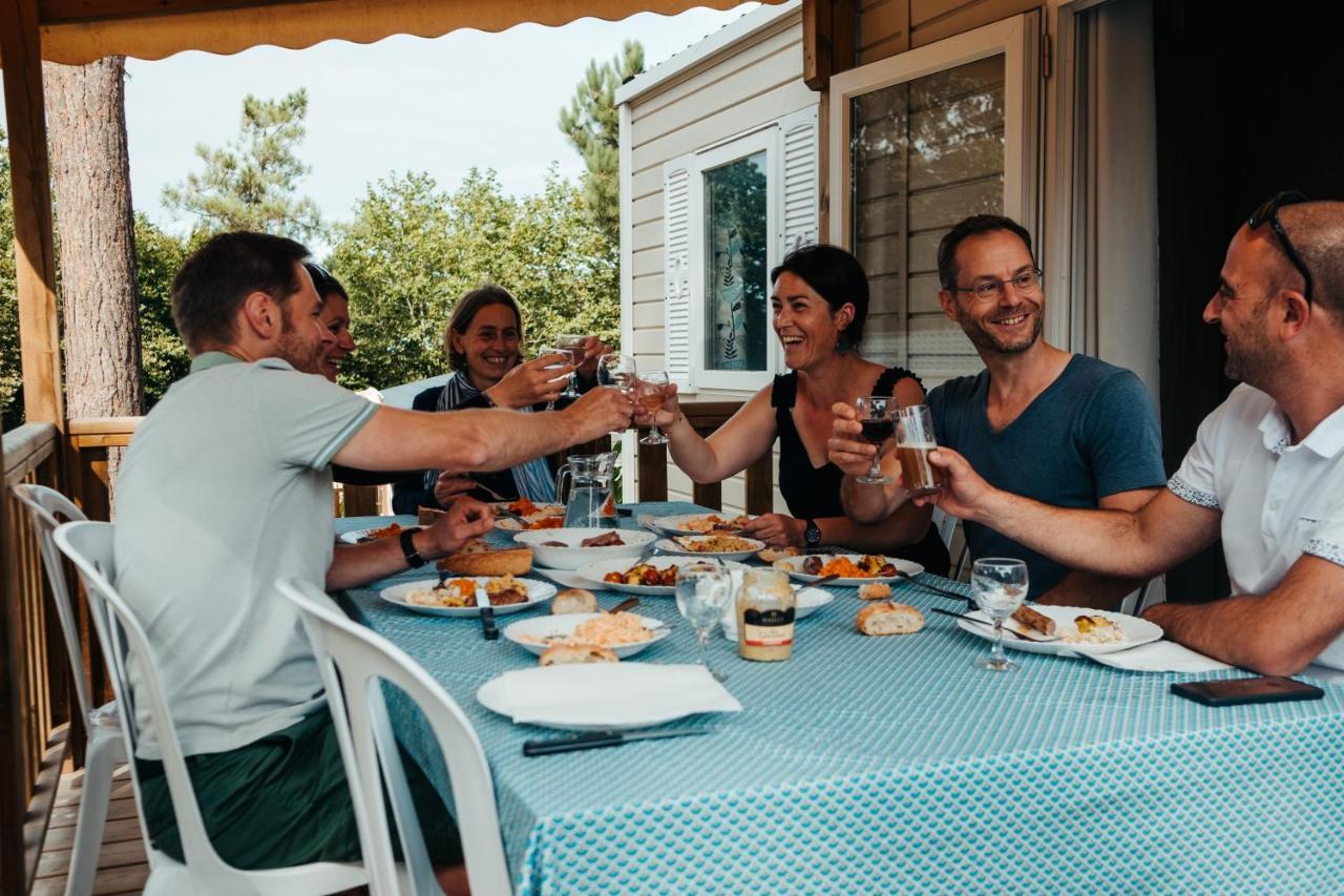 Mobil Home Xxl 4 Chambres - Camping Du Vieux Moulin Vensac Εξωτερικό φωτογραφία